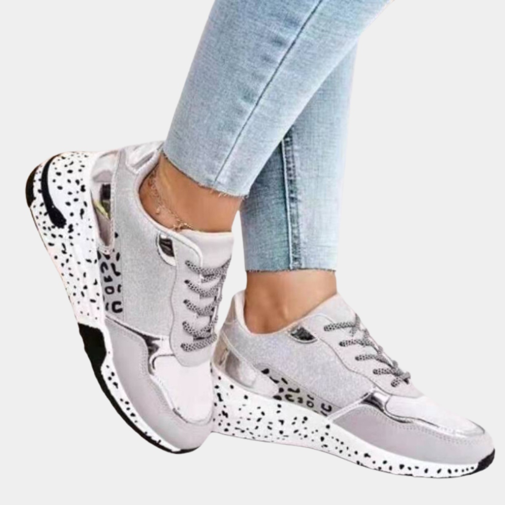comfortable-supportive-sneaker-3-5x1huu