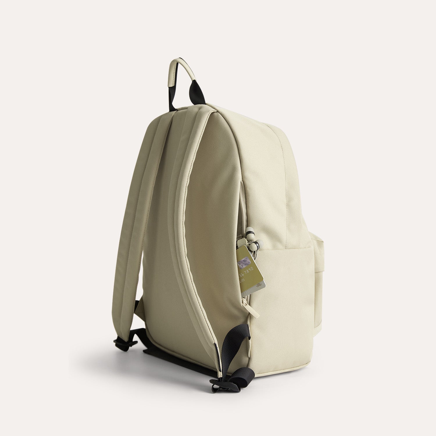 sustainable-stylish-daypack-wi-11-4t5xe5