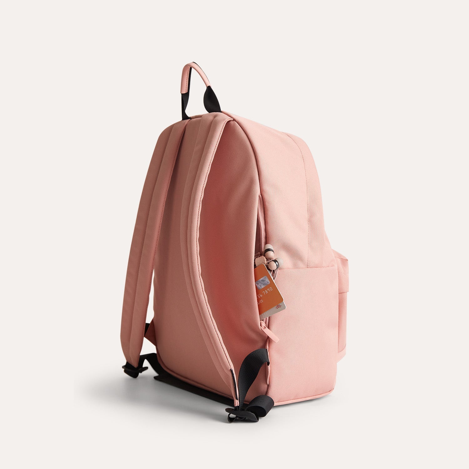 sustainable-stylish-daypack-wi-3-1lvs46