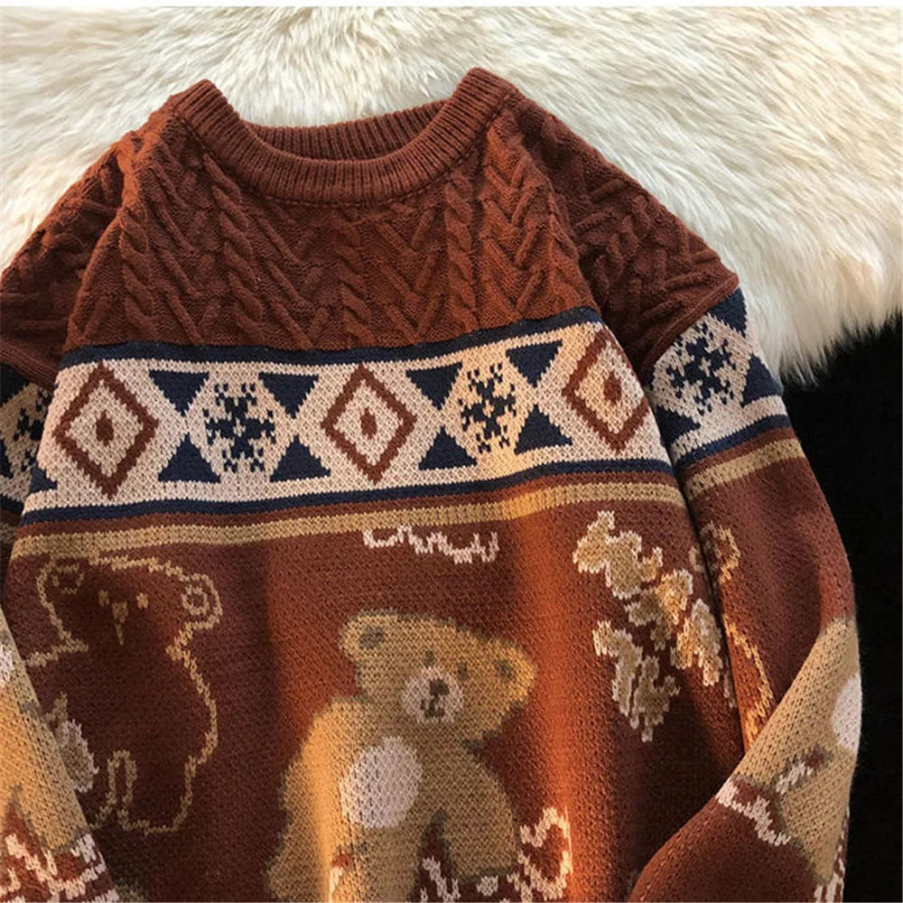 Vivienne | Cozy Women's Sweater with Playful Bear Design